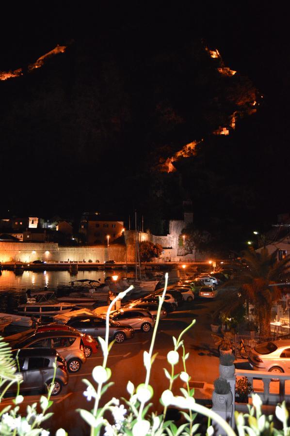 Apartments Qualitas Kotor Buitenkant foto